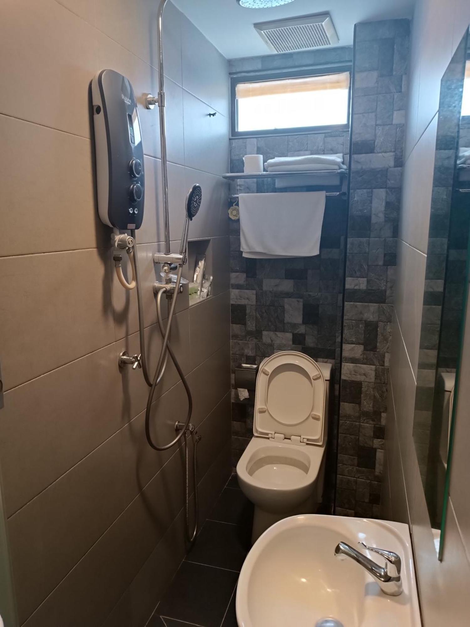 Gurney Lodge George Town Esterno foto