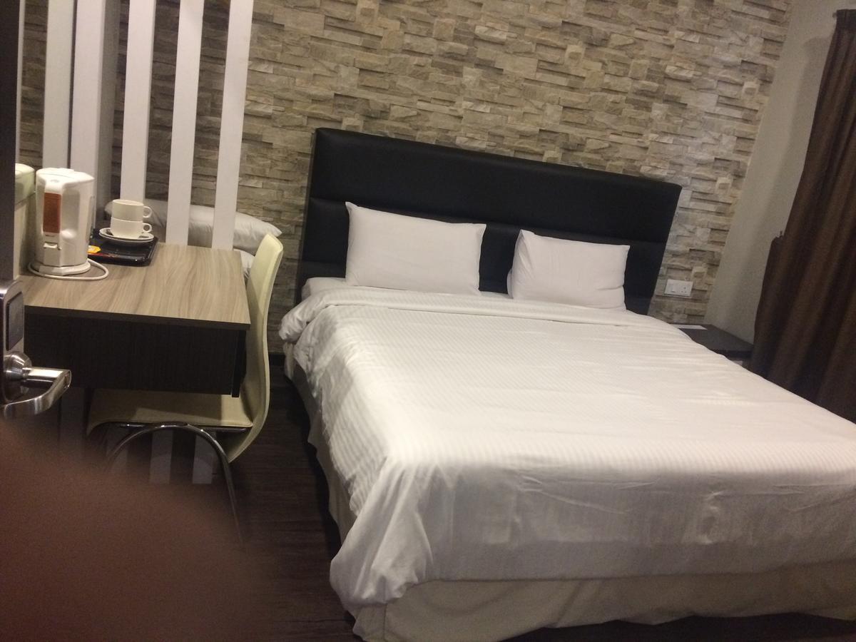 Gurney Lodge George Town Esterno foto