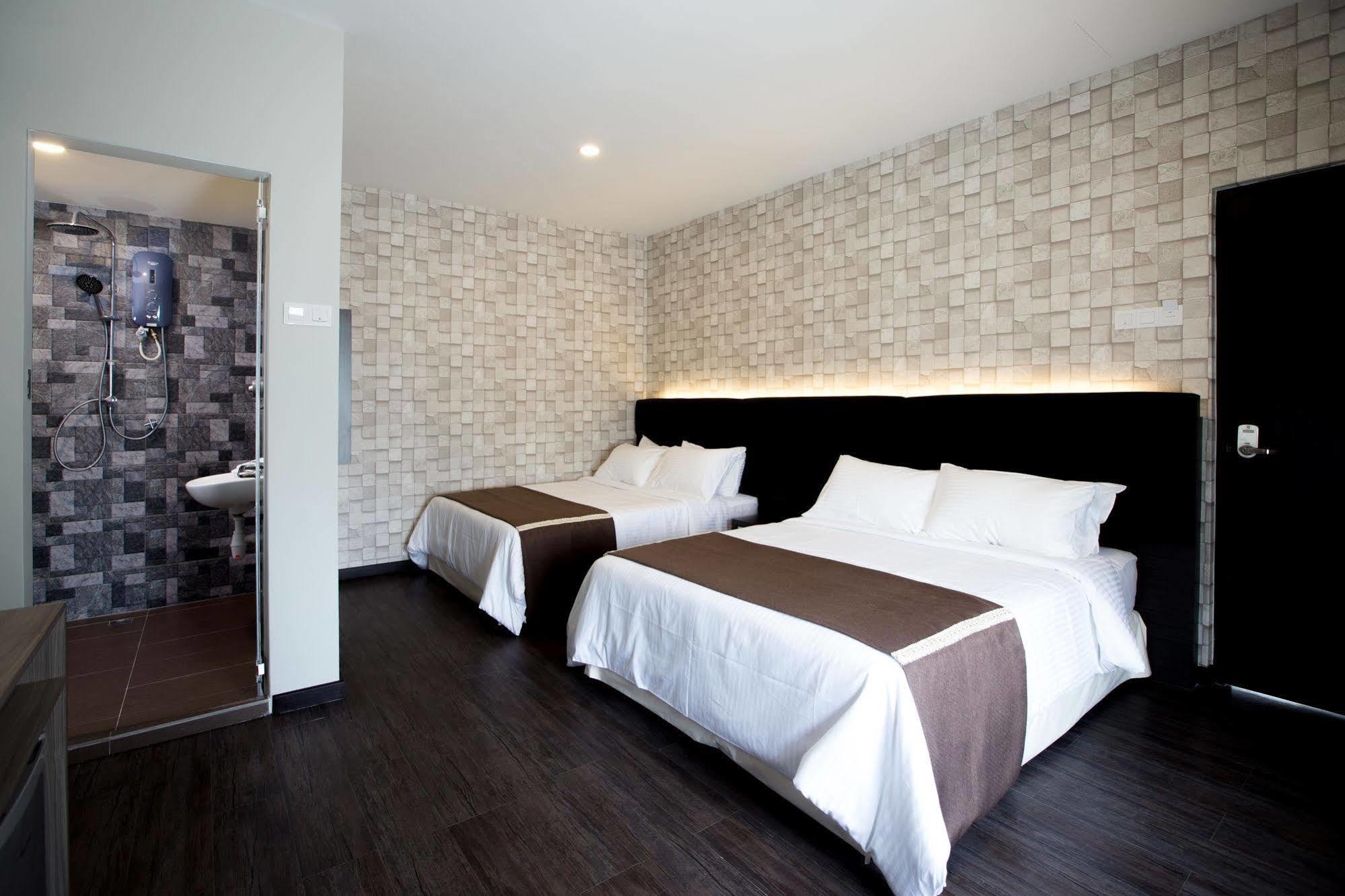 Gurney Lodge George Town Esterno foto