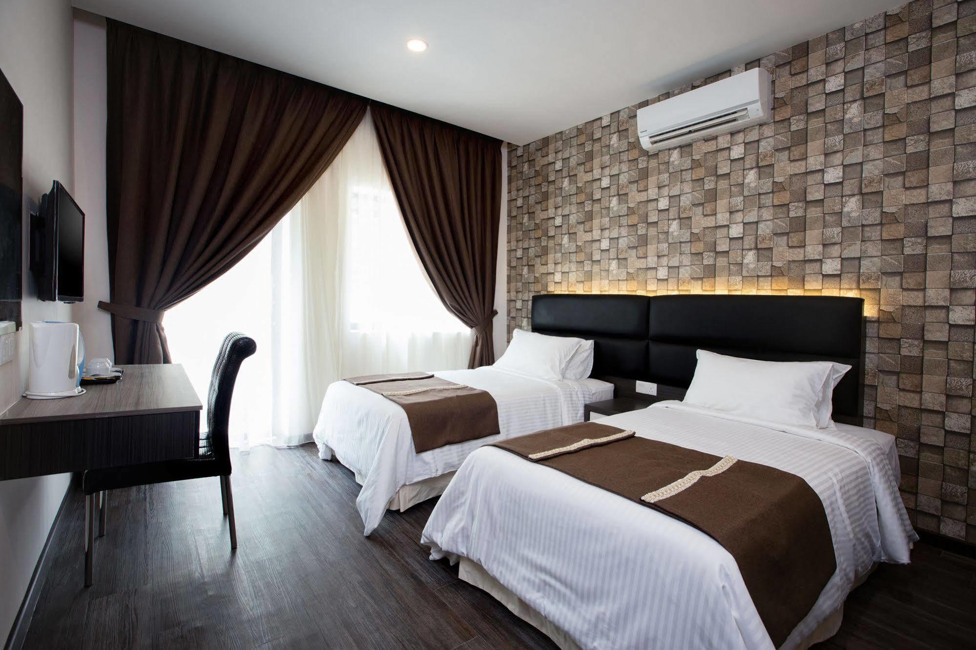 Gurney Lodge George Town Esterno foto