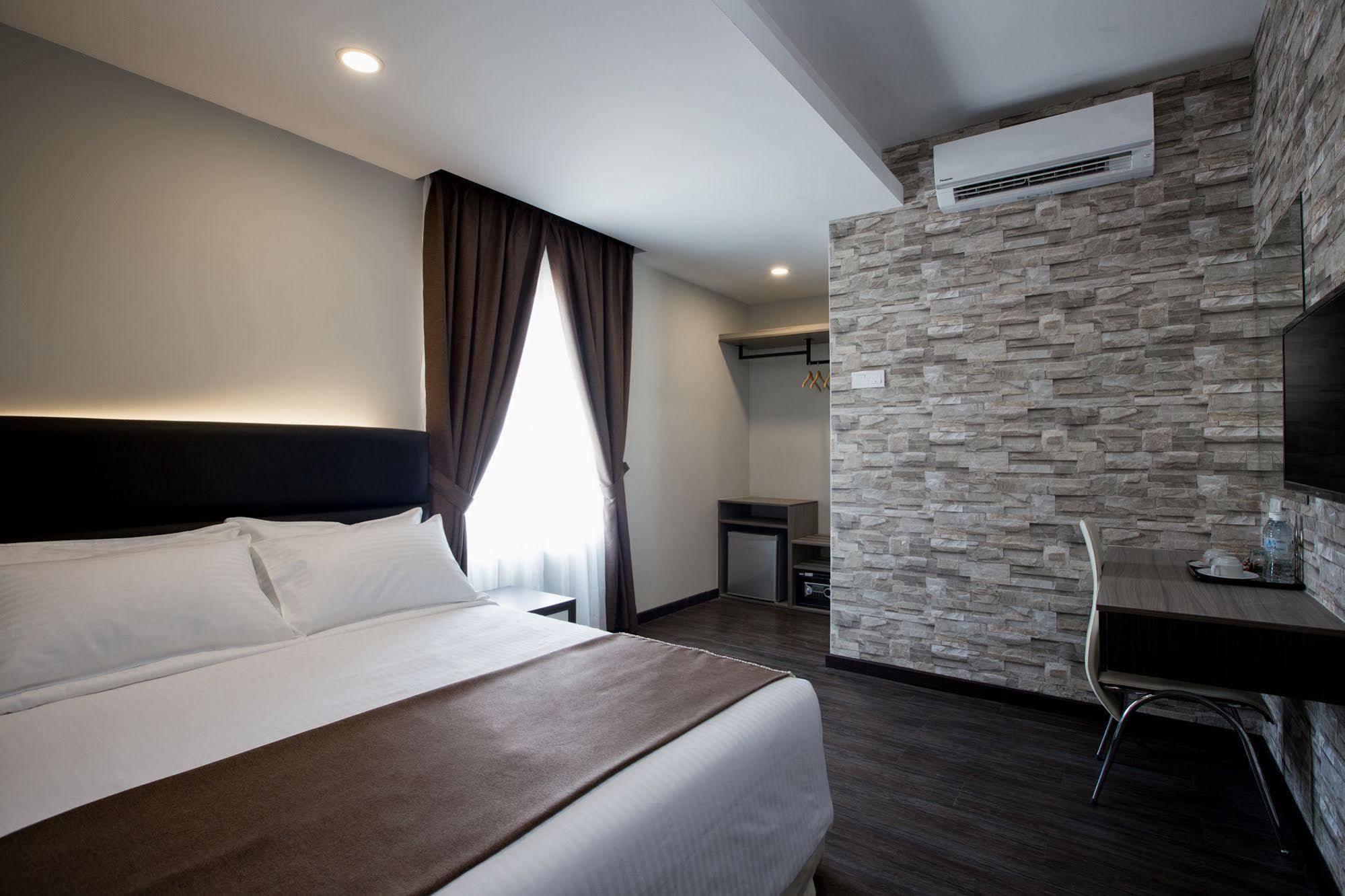 Gurney Lodge George Town Esterno foto